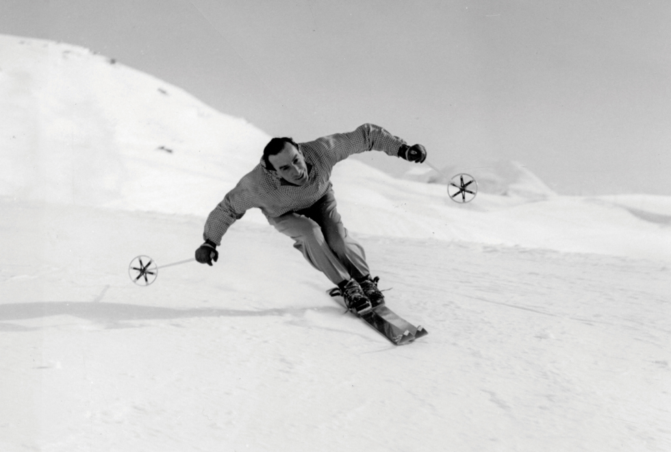 1949 Emilio skiing IMAGE-----