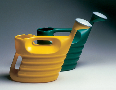1989_pic46_geeco_watering_cans-----