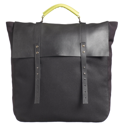 AW12 Accessories M32(c)