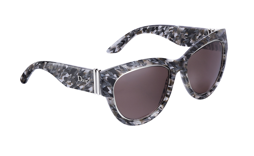 women_Dior_Acc_Fall12_Eyewear_01