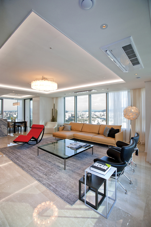 갤러리아 포레_카시나 거실3_102동 80평형-----