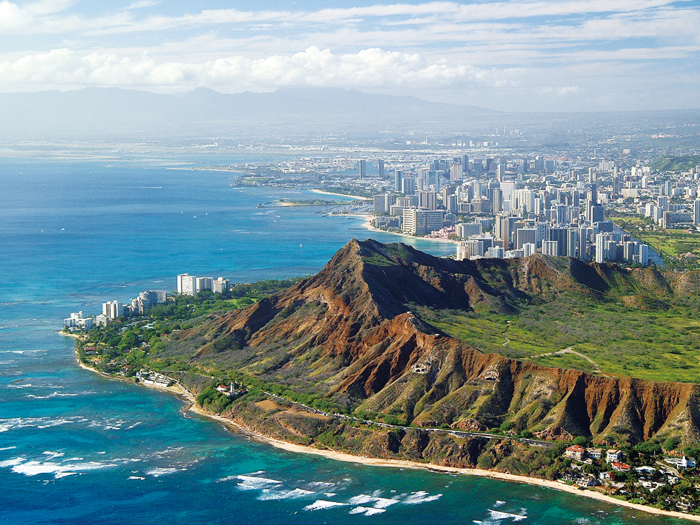 Waikiki behind Diamond Head