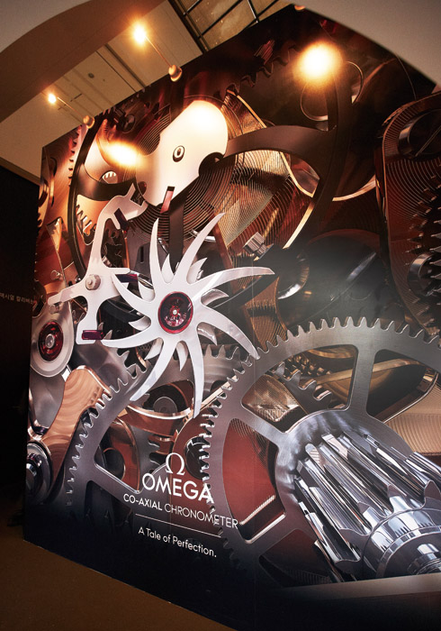 OMEGA 009-