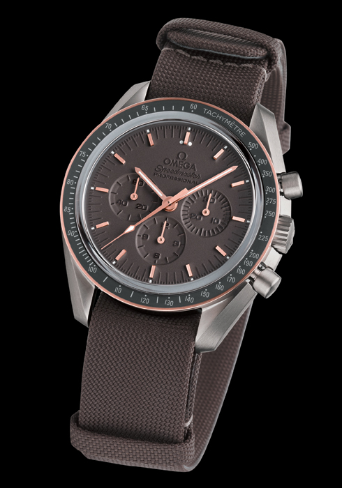 BASELWORLD2014_apollo11_white background_B