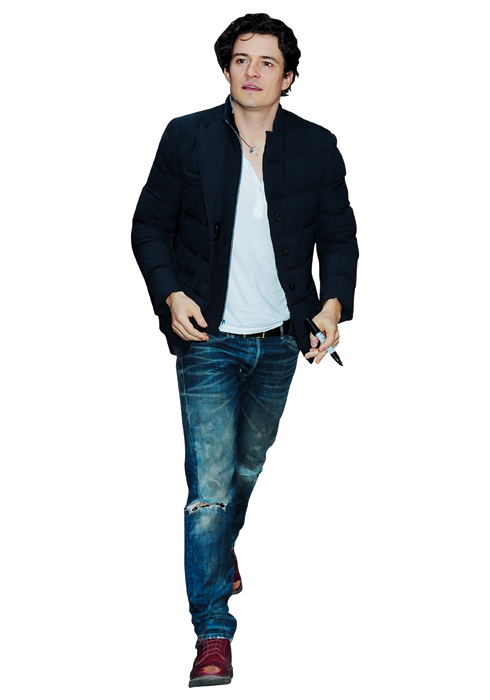 Orlando Bloom was seen signing for his fans after his broadway show in NYC