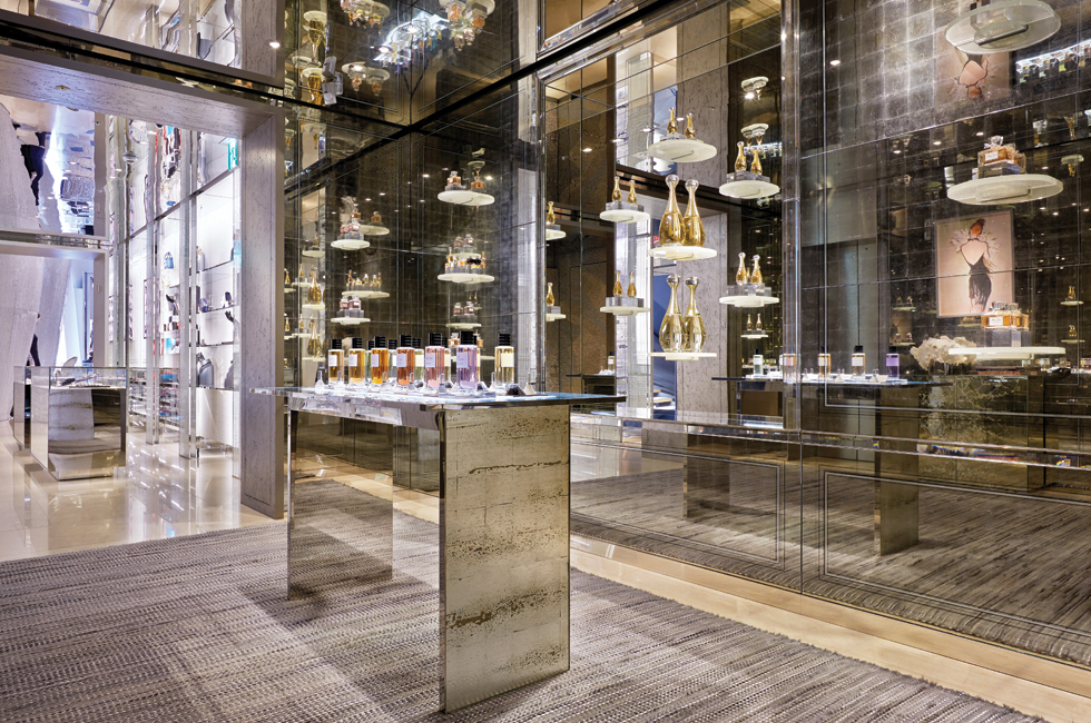 201508_houseofdior_04